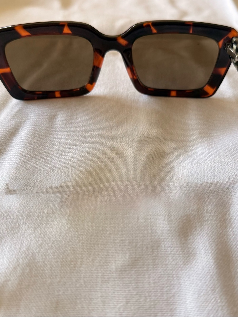 MacKenzie-Child’s Tortoiseshell Square Sunglasses - Brown Amber Lenses - Picture 3 of 6
